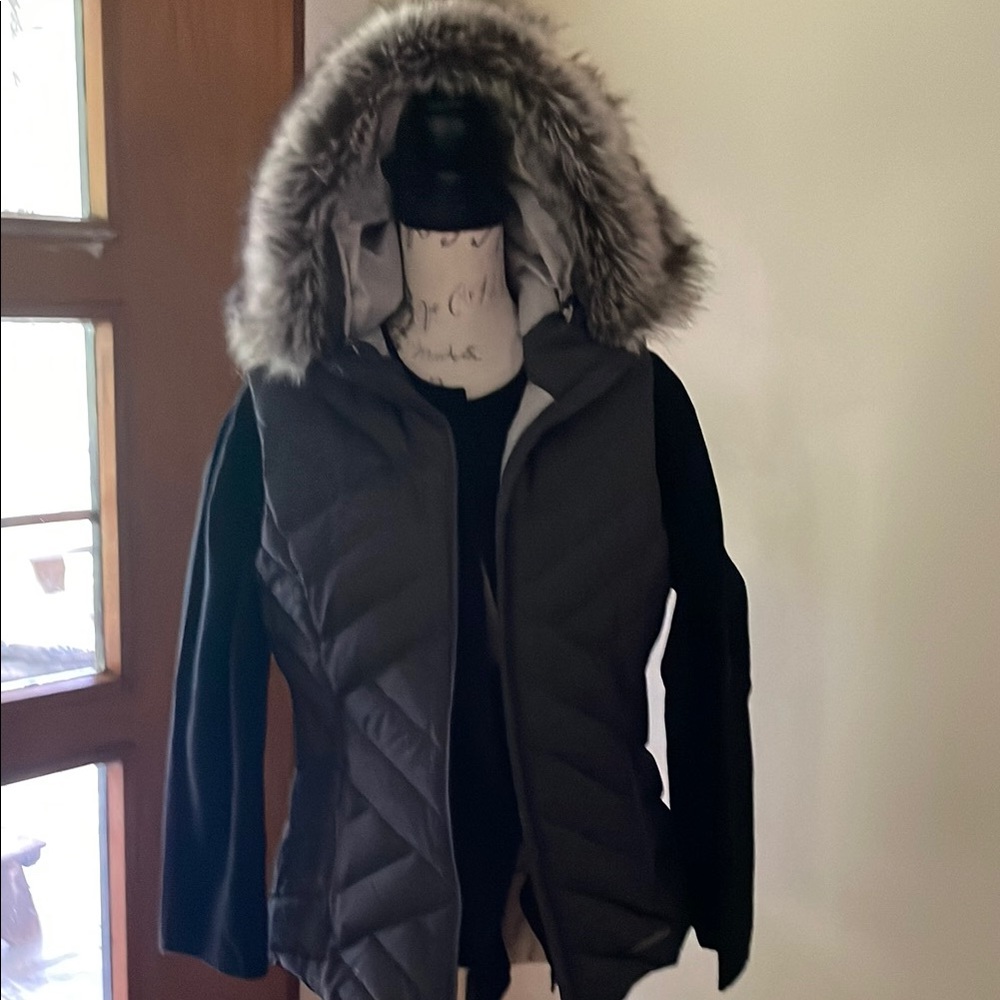 Eddie Bauer Gray Quilted Vest with Plush Fur Trim